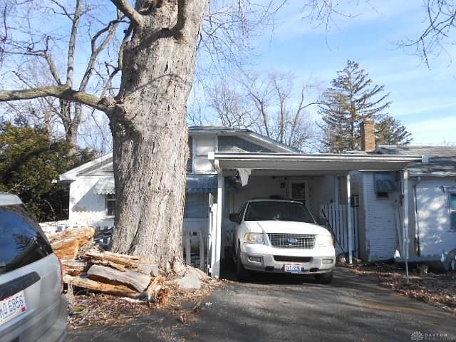 1st image of 421-419 W Fairview Ave