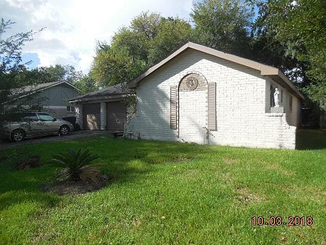 1st image of 5118 Castlecreek Ln