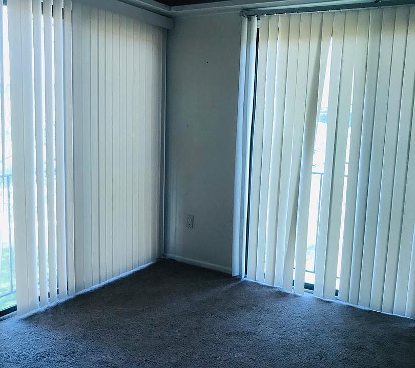 2nd image of 16 Brighton Pl