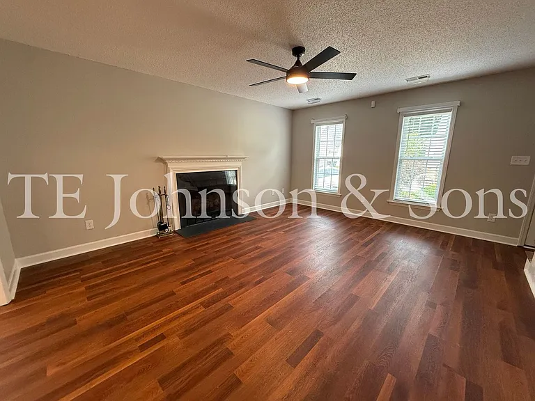 1878 Camden Forest Dr — Photo 5