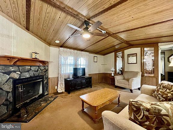 5th image of 180 Northcrest Acres