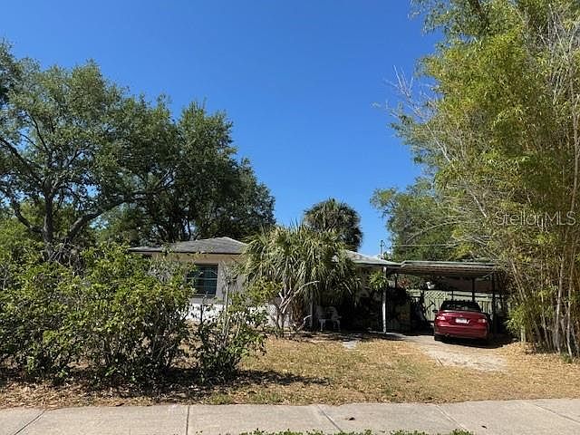 1st image of 200 Lee St