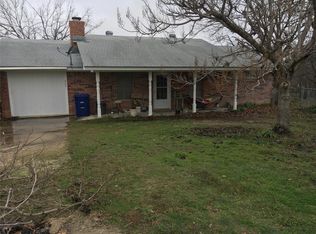 404 Glenn St, Bluff Dale, TX 76433