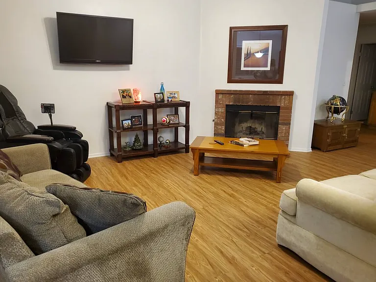 7604 Hidden Bridge Dr — Photo 32