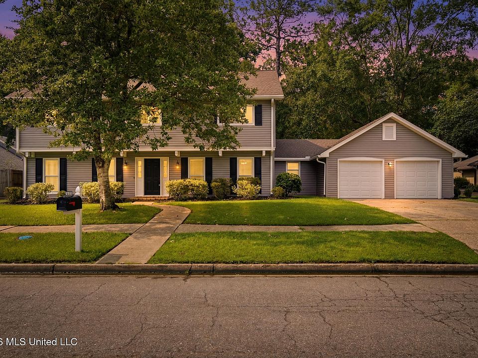 1st image of 3010 Raphael Dr