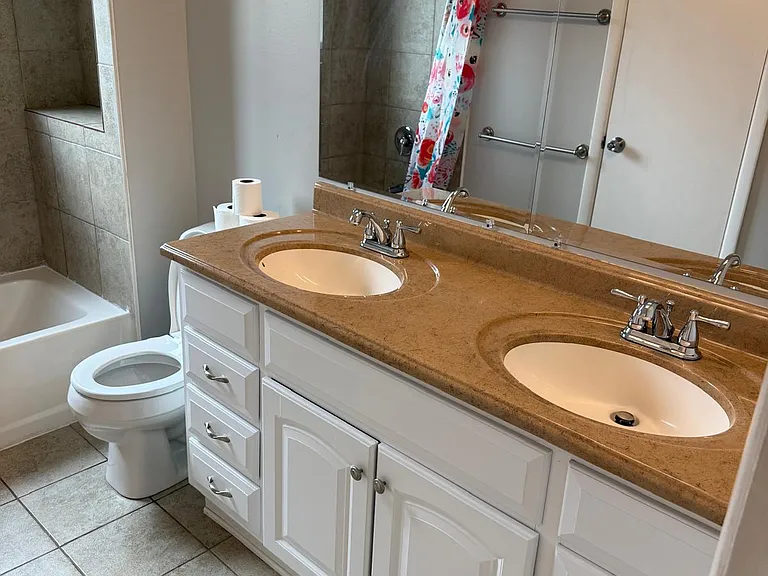 24665 Clareshire Dr #104 — Photo 9