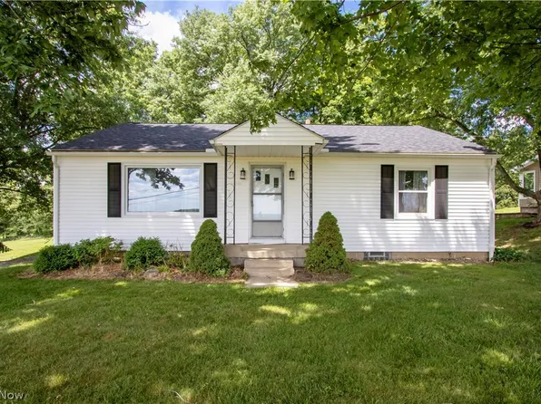 10998 N Mount Eaton Rd, Marshallville, OH 44645