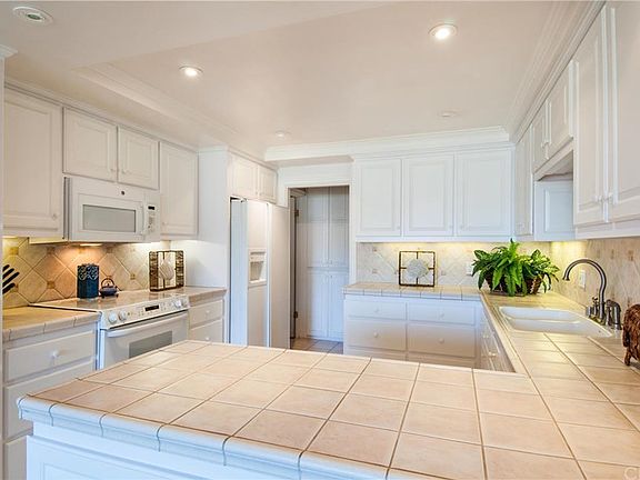 5th image of 32859 Seagate Dr #308