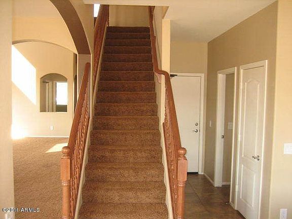4th image of 38461 N Dena Ct