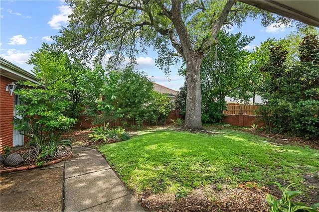 2377 Leon C Simon Dr — Photo 15