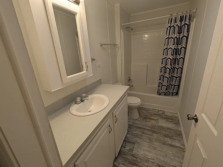 6806 Pearson Ln — Photo 16