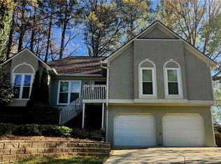 912 Feather Creek Ln, Woodstock, GA 30189