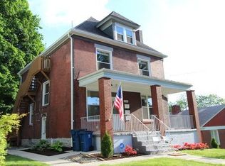 1932 Lacrosse St FLOOR 2, Pittsburgh, PA 15218