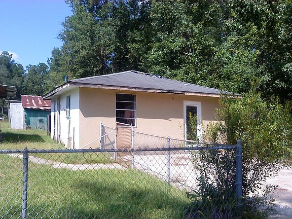 5th image of 23429 North St