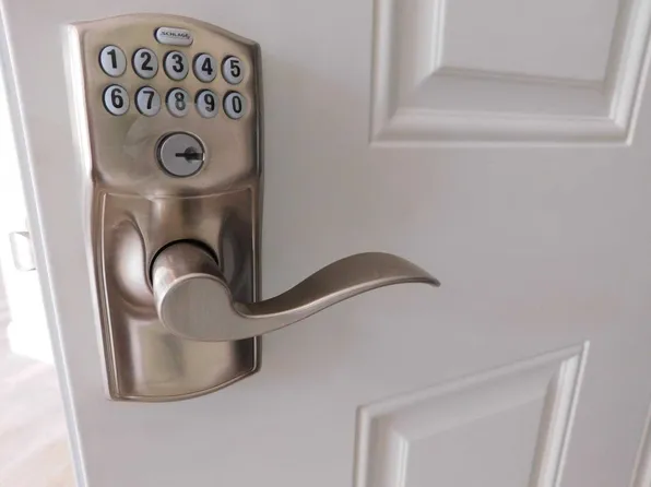 (undisclosed Address), Roxbury, MA 02119