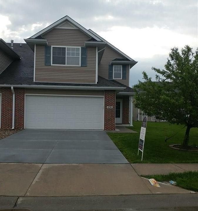1st image of 1735 N 175th Ct