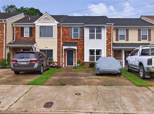 5626 Gates Landing Rd, Virginia Beach, VA 23464