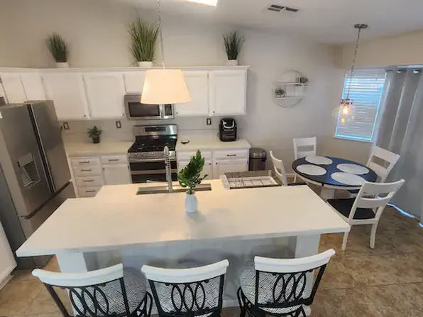 673 Silverwood St, Imperial, CA 92251