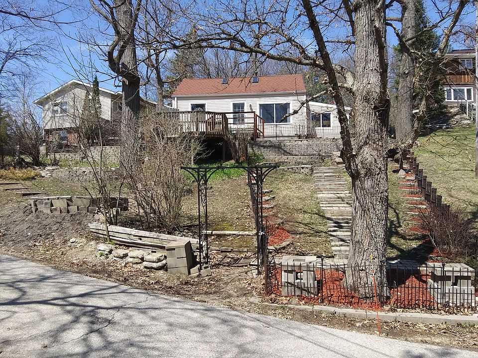 1st image of N38W32690 Edgewood Ct
