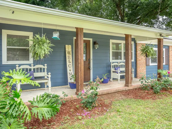 1859 Hopkins Dr, Tallahassee, FL 32303