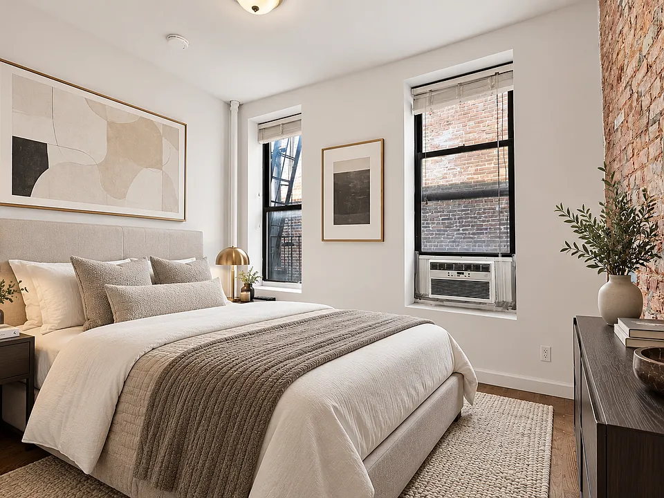 250 Broome St #15A