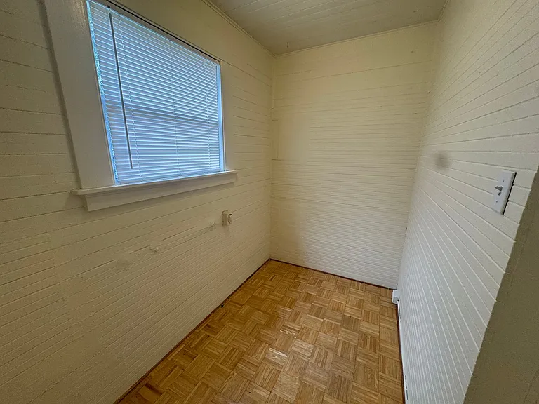 5913 Vallejo St — Photo 13