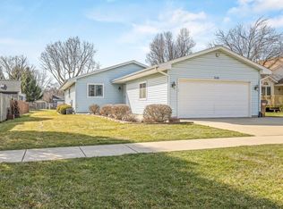 536 Carpenter St, Belvidere, IL 61008