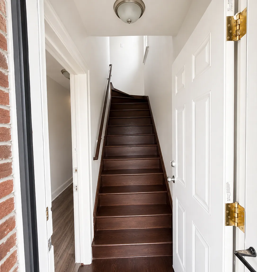 2 bed, 950 sqft, $1,200 — Photo 4