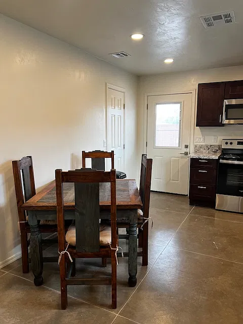2 bed, 888 sqft, $1,250 — Photo 4
