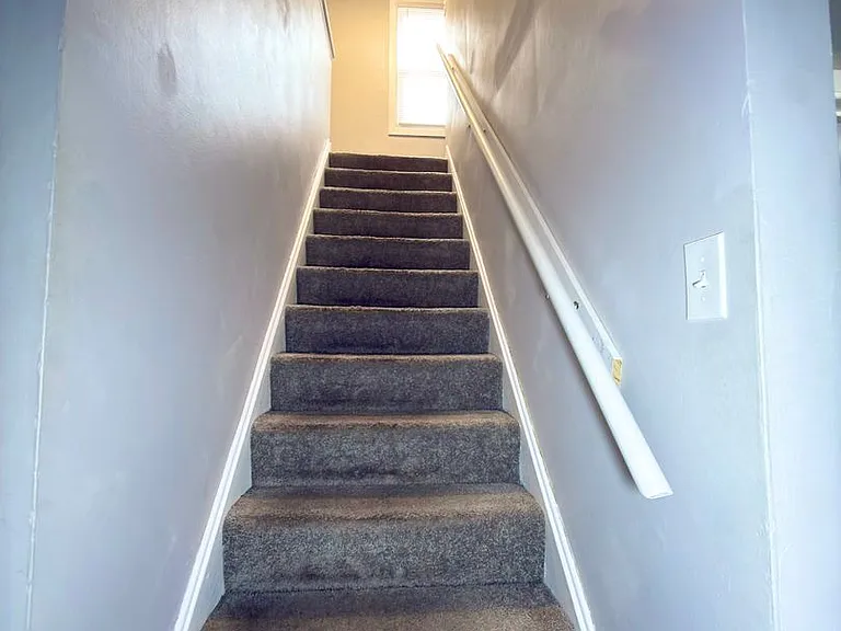 1708 Hunt Rd — Photo 11