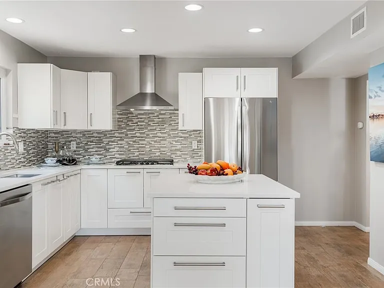 25262 Brigantine Dr — Photo 12