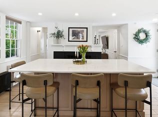 5 Great Rd, Bedford, MA 01730