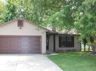 1509 Oak Meadow Dr, O Fallon, IL 62269