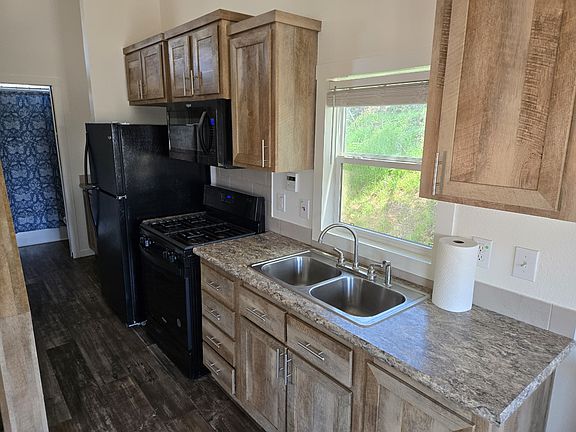 3rd image of 10650 Vista Camino