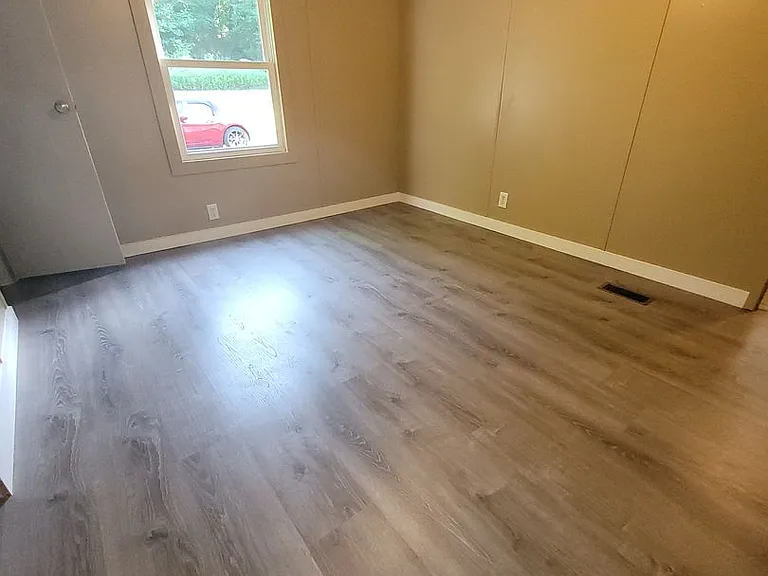 522 Sandmine Rd — Photo 16