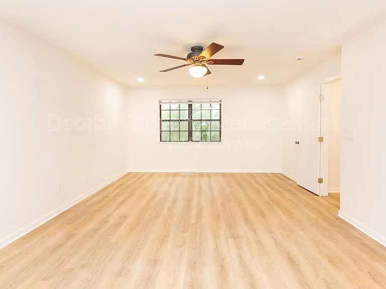 2508 Quail Nest Cir — Photo 16