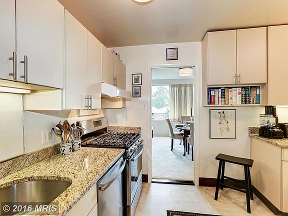 3rd image of 4501 Arlington Blvd APT 520