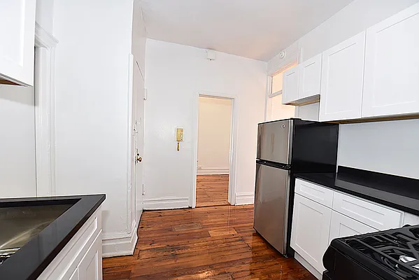 Rented by Keller Williams NYC | media 33