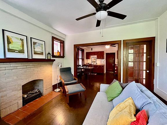 2nd image of 4558 Oakland Ave Floor 2