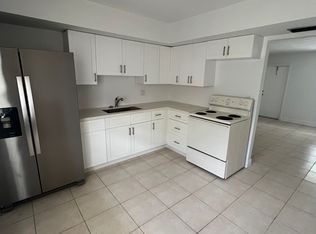 2305 Jackson St, Hollywood, FL 33020