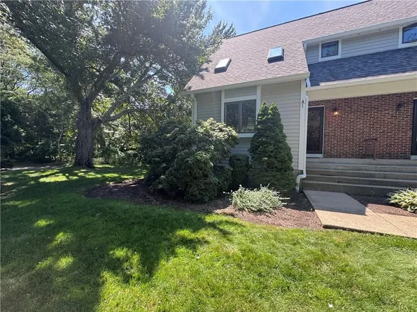 320 Westmoreland St Unit A1, Narragansett, RI 02882