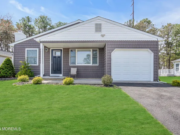 71 Guadalajara Drive, Toms River, NJ 08757