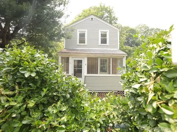 72 West Street, Manchester, CT 06040