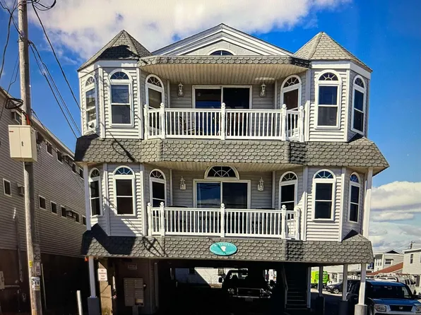 106 Ashworth Avenue #14, Hampton, NH 03842