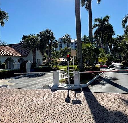 4th image of 4106 W Palm Aire Dr #66A