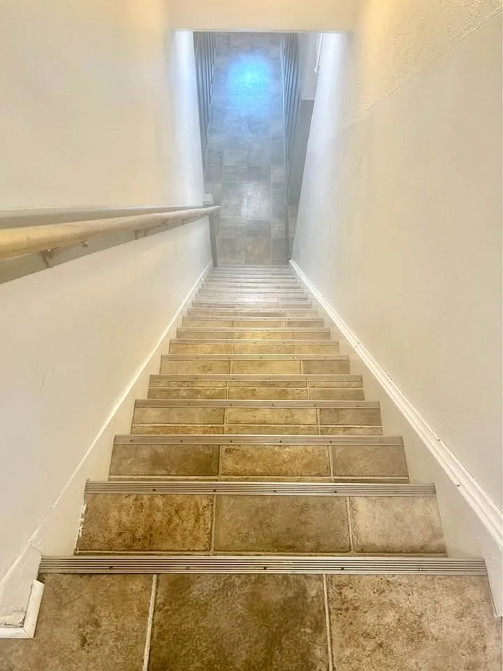 2 bed, $1,625 — Photo 2