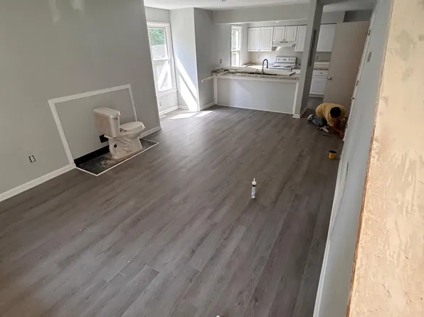 105 Chevis Dr #105, Cary, NC 27513