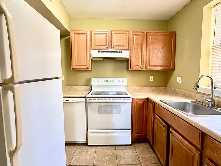 1131 N Gilmor St #2 — Photo 11