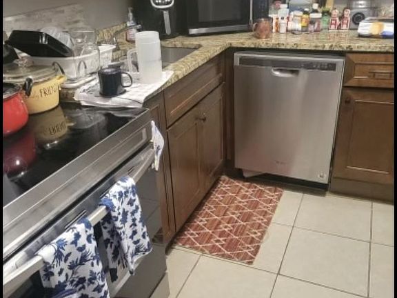 4th image of 1900 Canal St APT 1C
