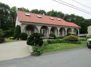 223 Columbus Dr, Fall River, MA 02720